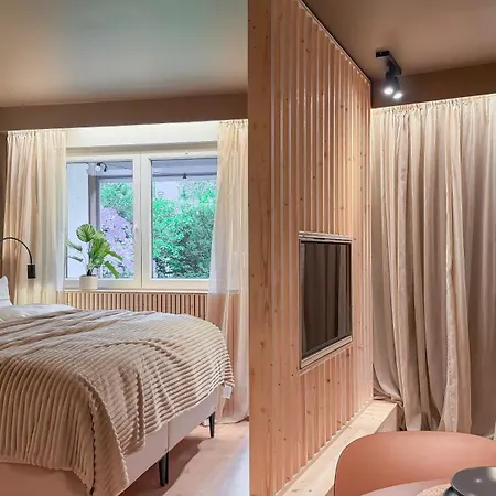 Inside - Retreat - Private Sauna Apartment *
