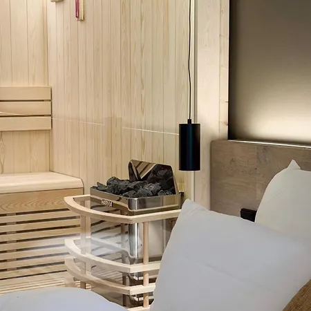Inside - Retreat - Private Sauna Apartment